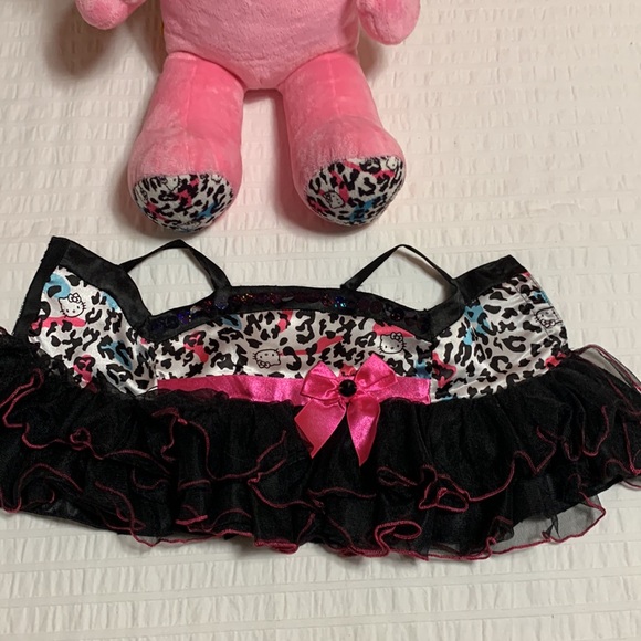 Hello Kitty Winking Build-a-Bear Plush - Picture 15 of 17
